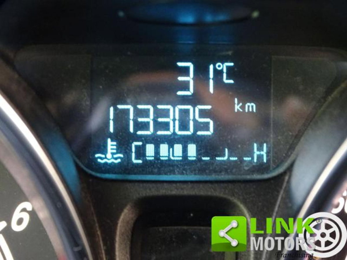 Ford B-Max B-Max 1.4 90 CV GPL Titanium (14)