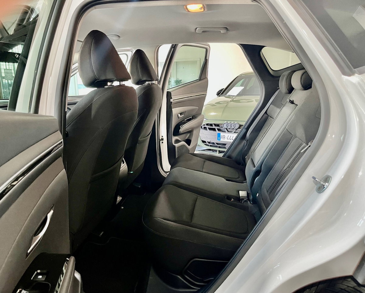 Hyundai Tucson 1.6 CRDi XLine (8)