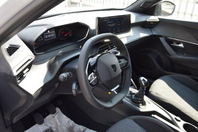 Peugeot 2008 1.2 puretech Style s&s 100cv (12)