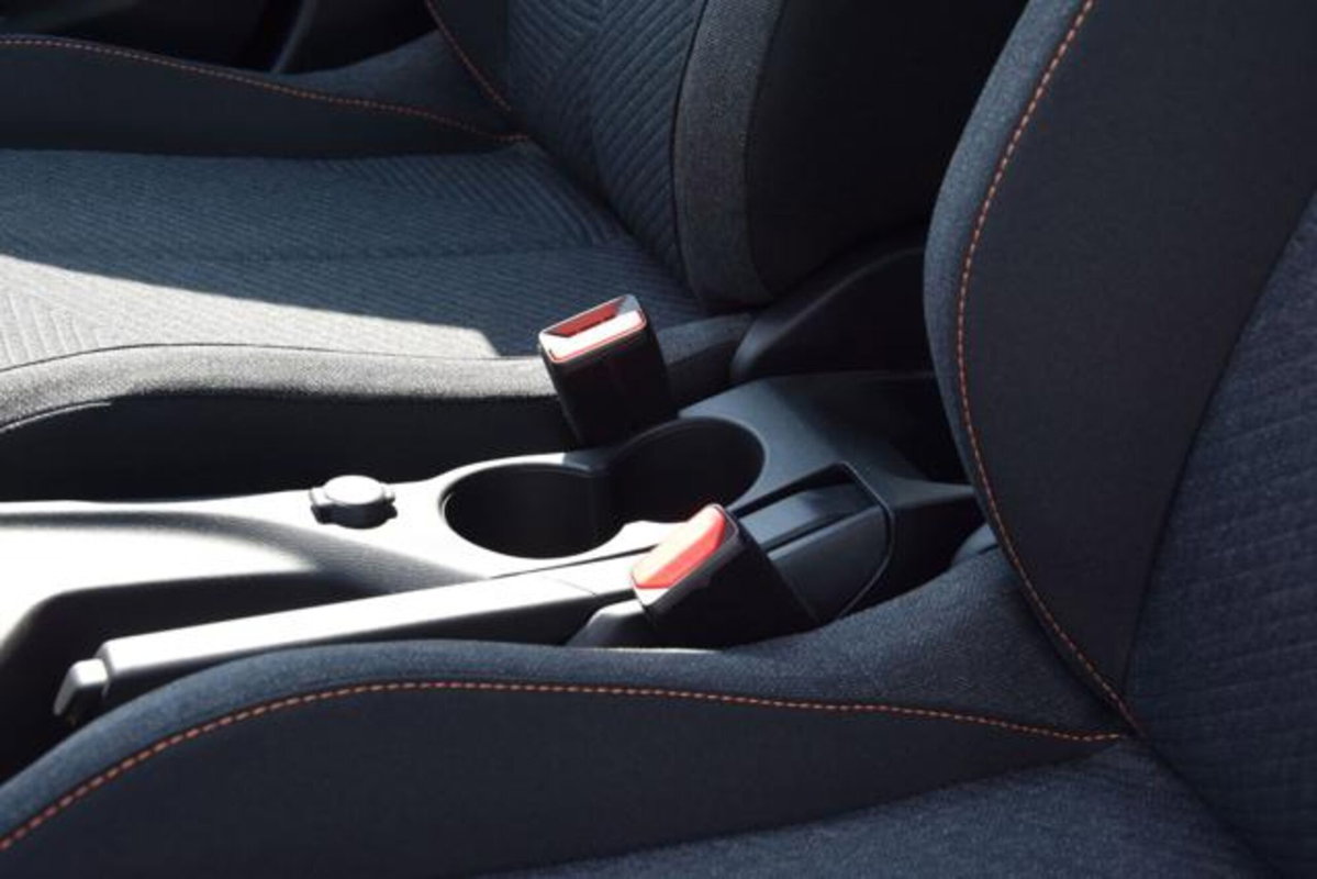 Peugeot 2008 1.2 puretech Style s&s 100cv (15)