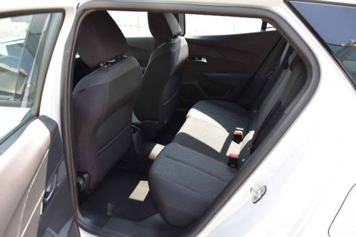 Peugeot 2008 1.2 puretech Style s&s 100cv (8)