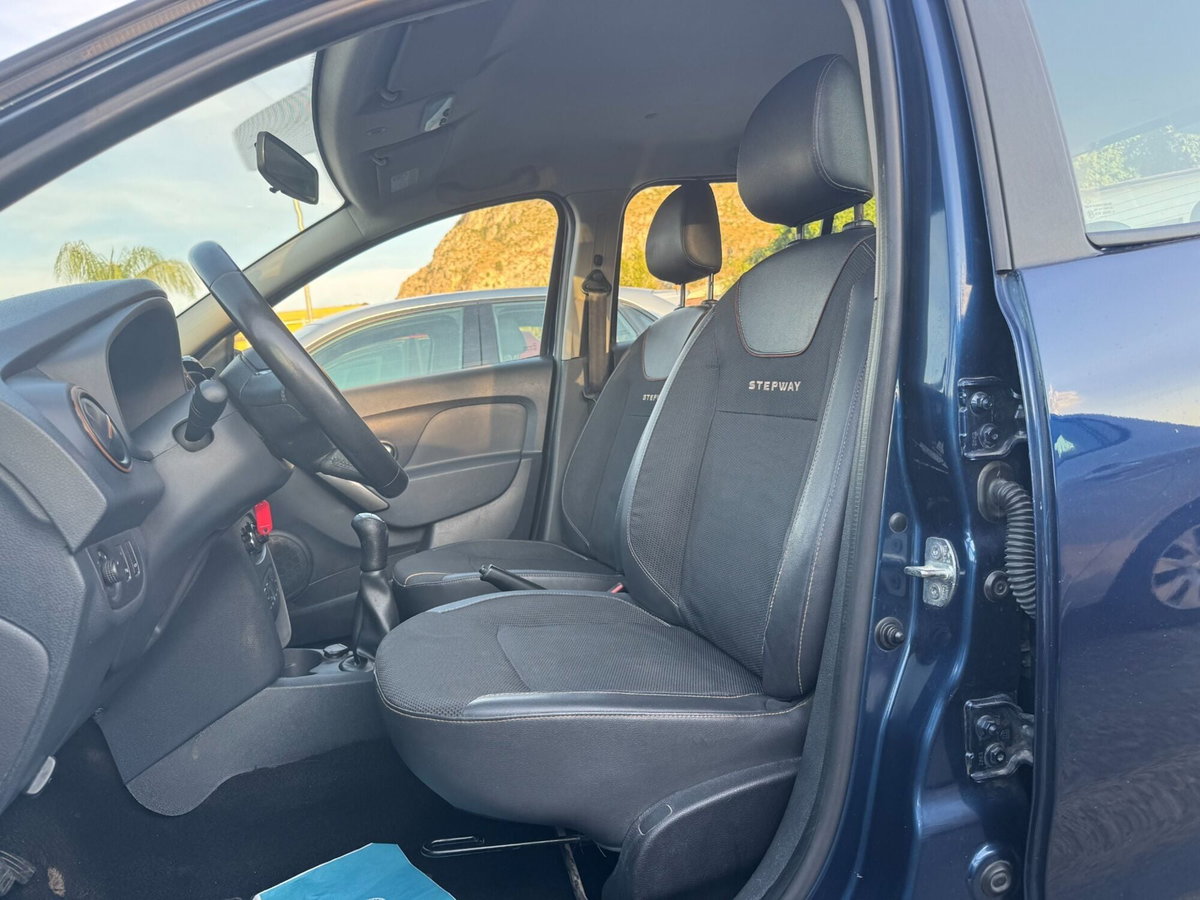 Dacia Sandero Stepway 1.5 dCi 8V 90CV (8)