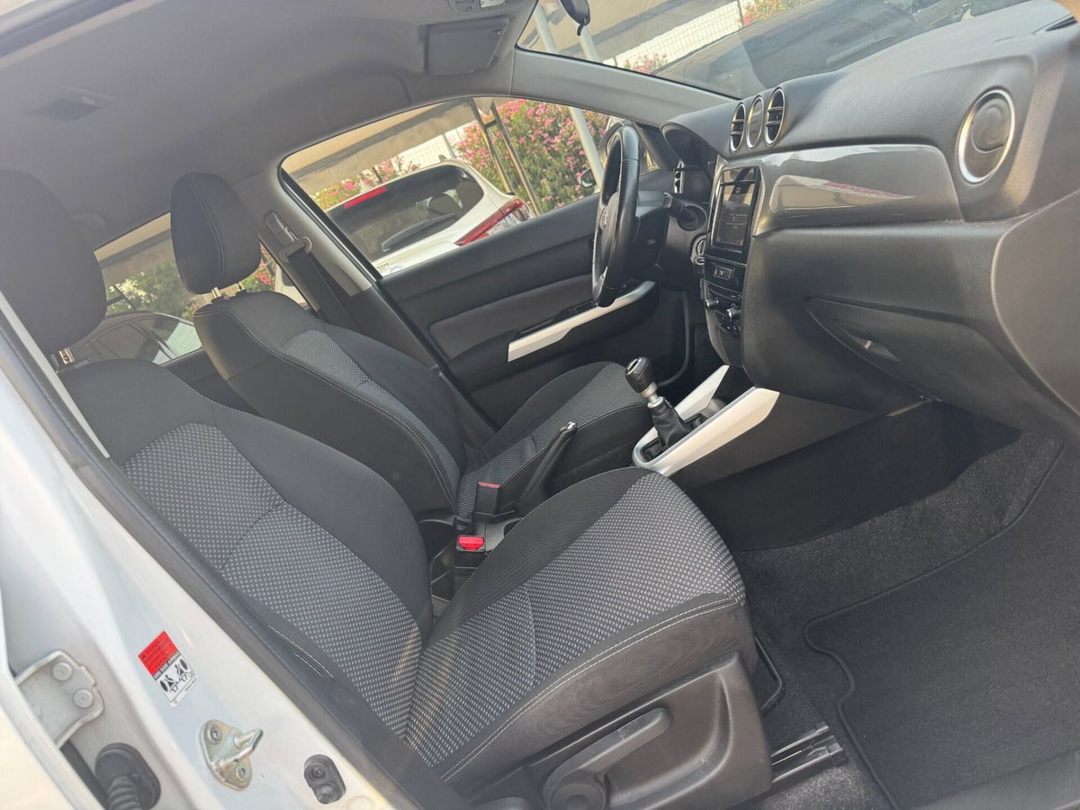 Suzuki Vitara 1.6 DDiS V-Cool (10)