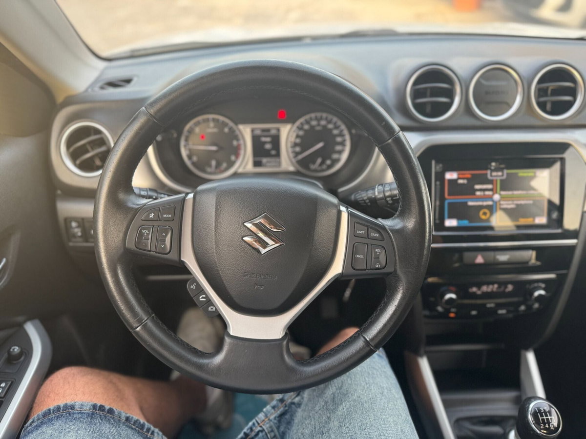 Suzuki Vitara 1.6 DDiS V-Cool (13)