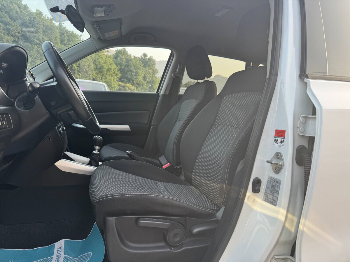 Suzuki Vitara 1.6 DDiS V-Cool (8)