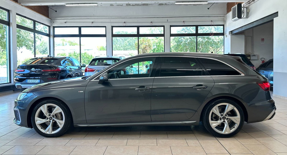 Audi A4 Avant 40 2.0 tfsi mhev Business quattro 204cv s-tronic (16)