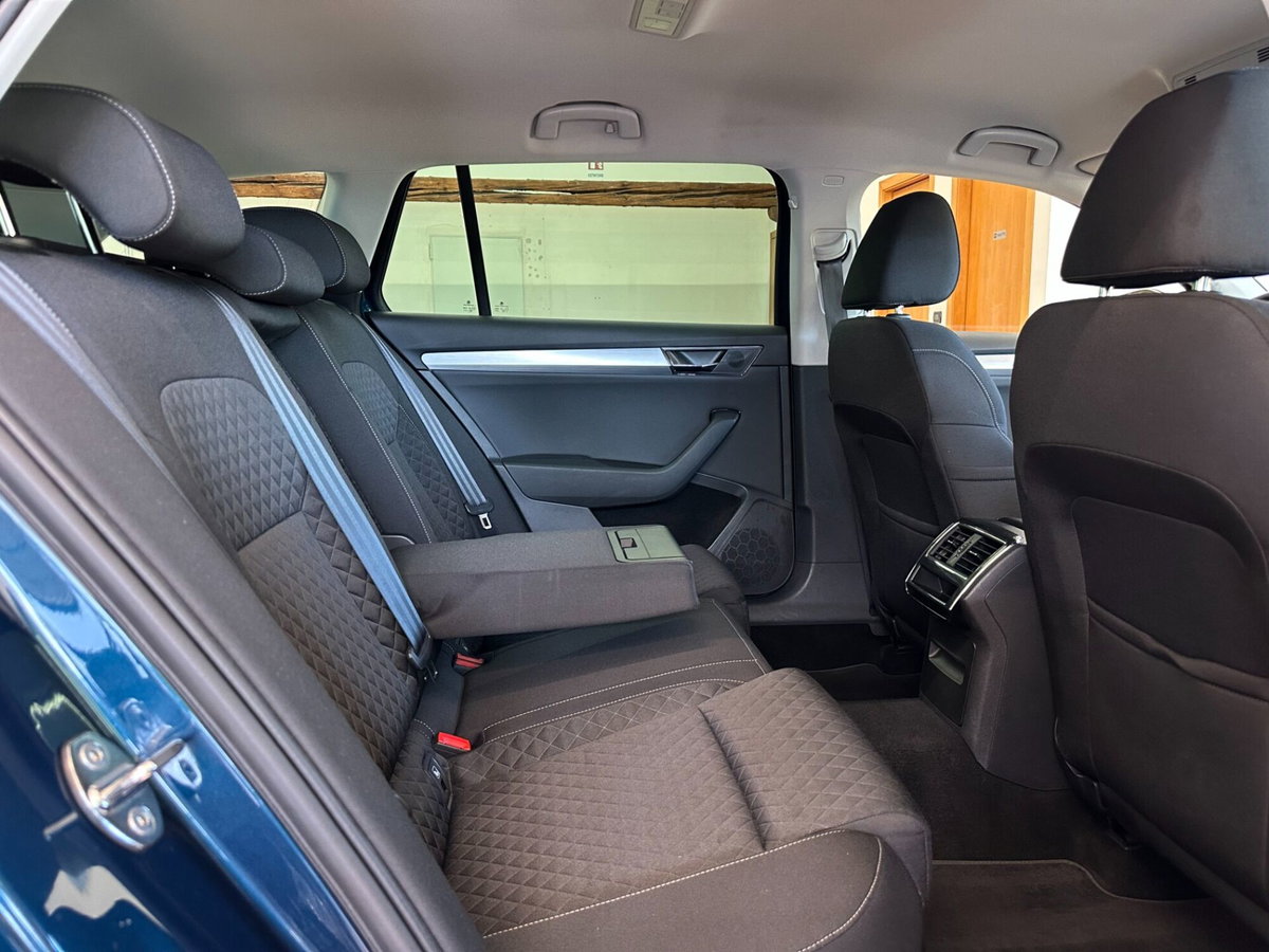 Skoda Superb Station Wagon 2.0 TDI DSG Wagon Ambition (10)