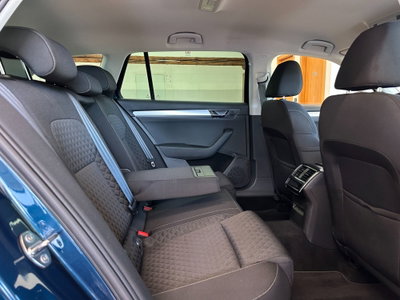 Skoda Superb Station Wagon 2.0 TDI DSG Wagon Ambition (10)