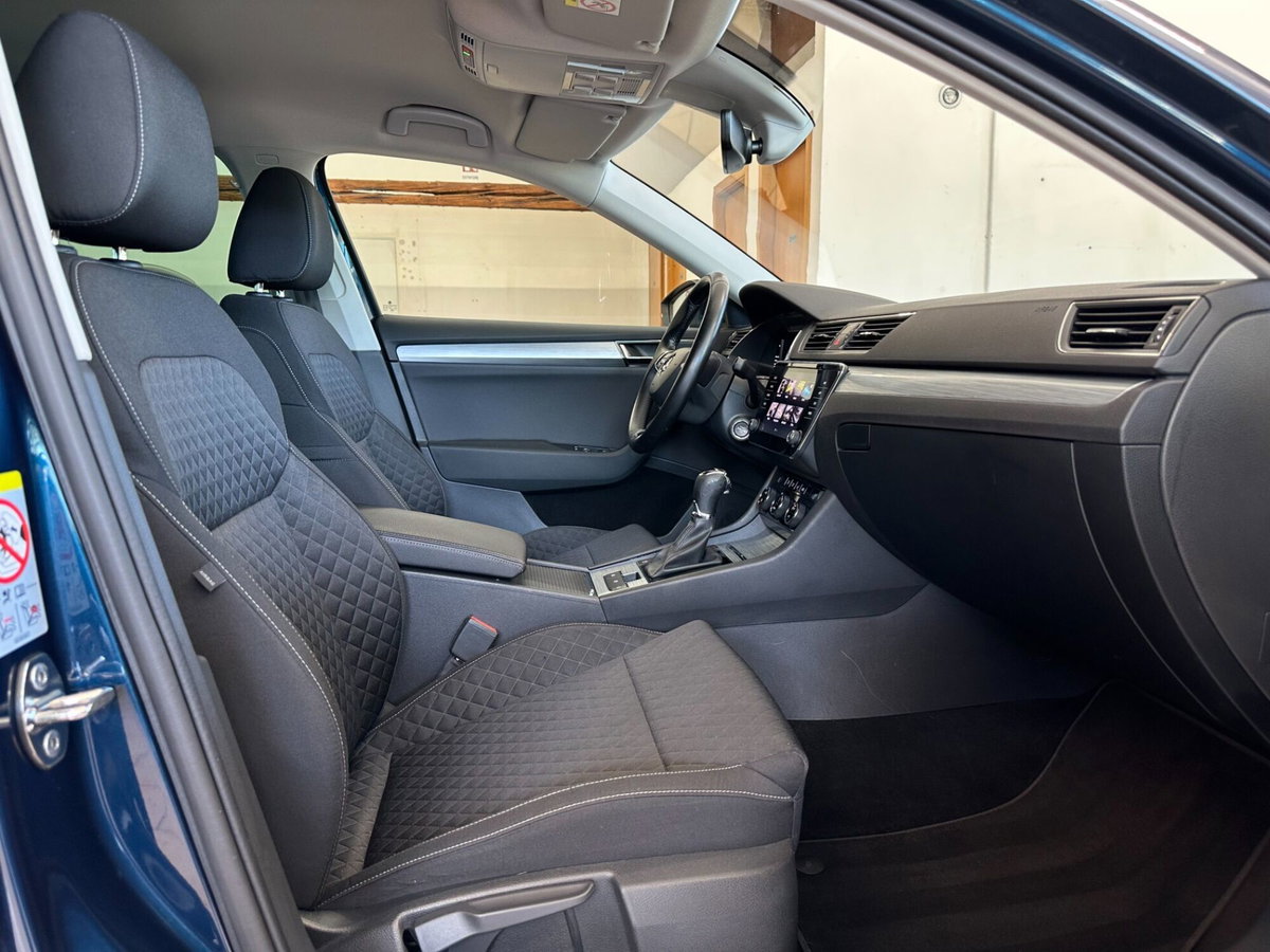 Skoda Superb Station Wagon 2.0 TDI DSG Wagon Ambition (11)