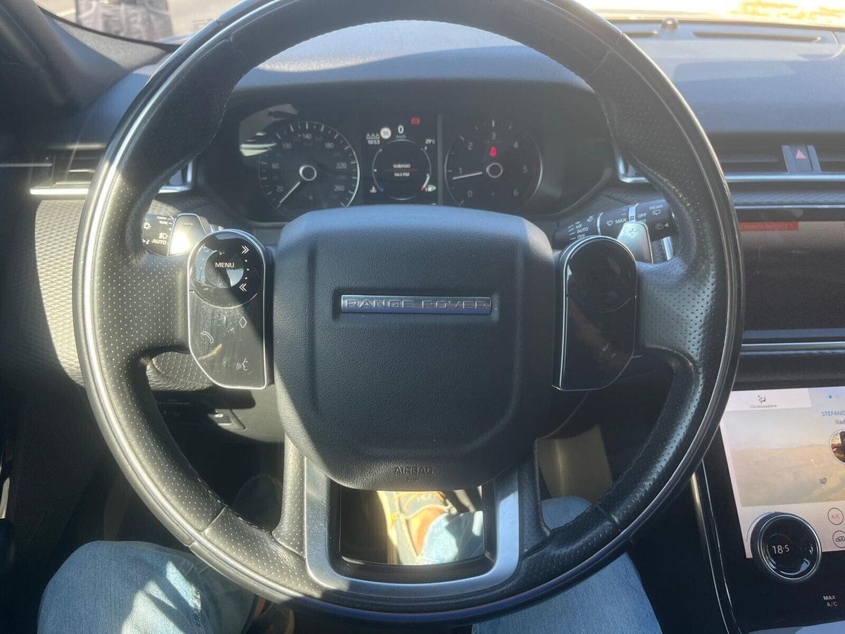 Land Rover Range Rover Velar 2.0D I4 180 CV R-Dynamic HSE (14)