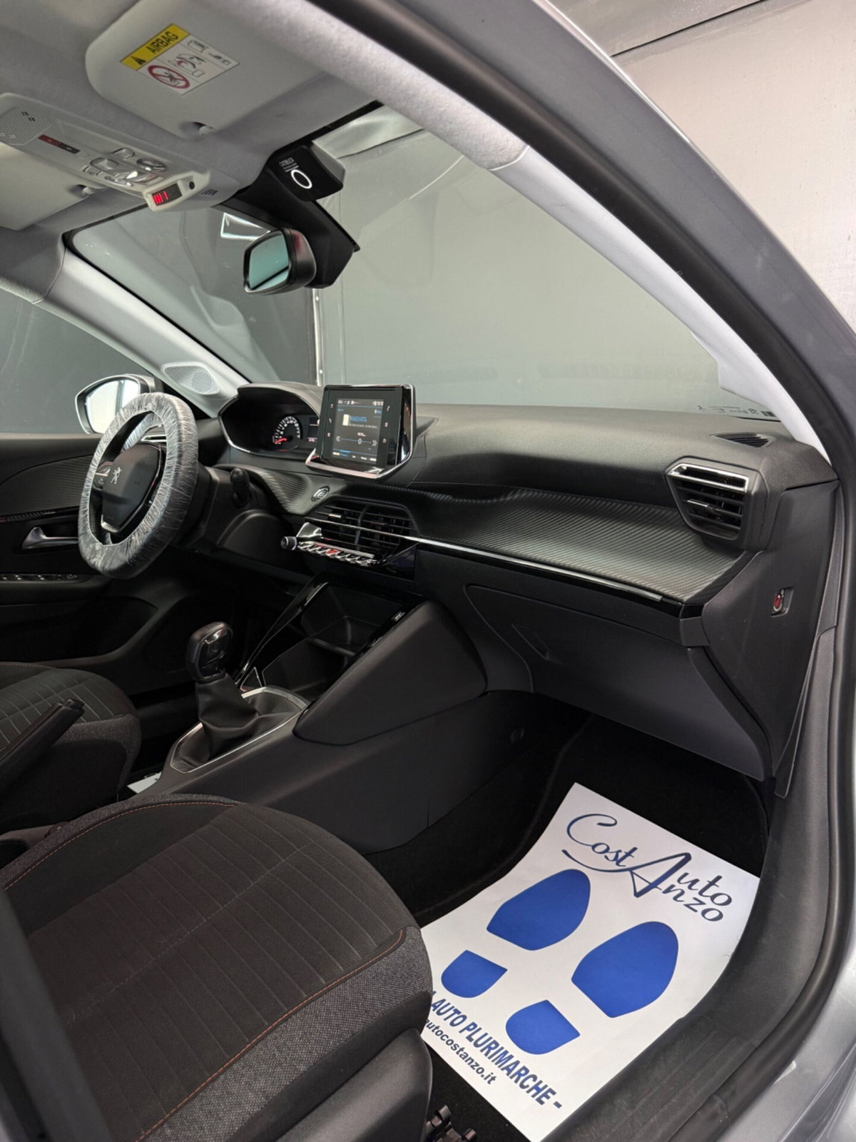 Peugeot 208 PureTech 75 Stop&Start 5 porte Like (10)