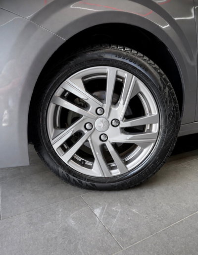 Peugeot 208 PureTech 75 Stop&Start 5 porte Like (20)