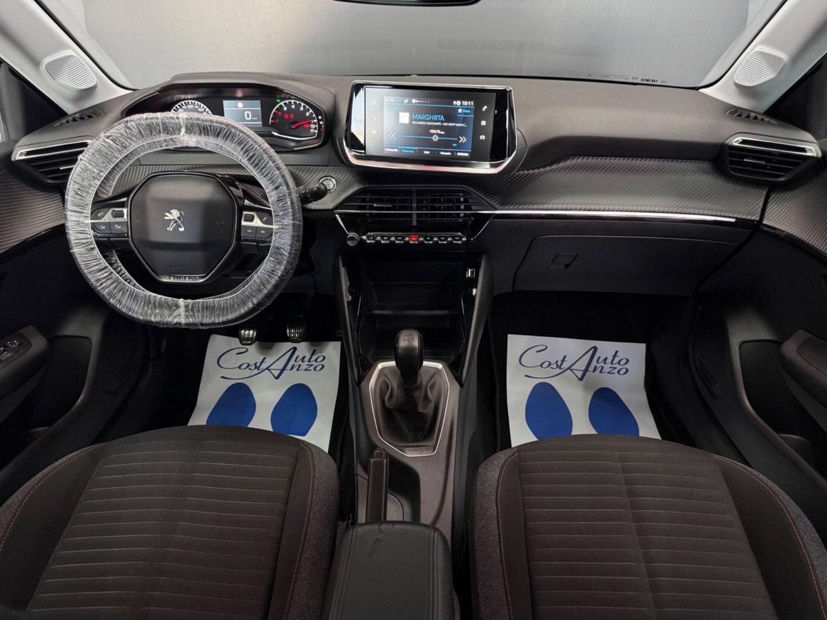 Peugeot 208 PureTech 75 Stop&Start 5 porte Like (9)
