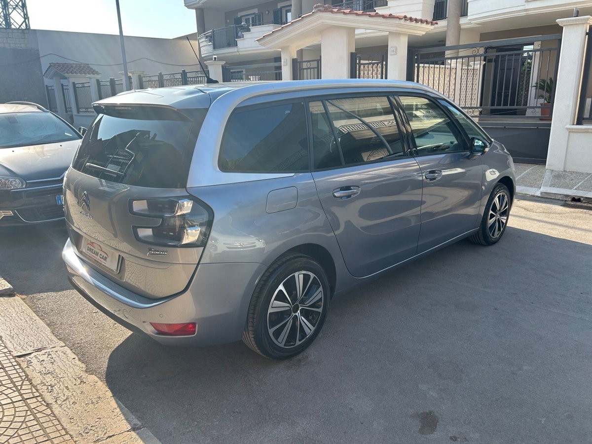 Citroen Grand C4 Picasso BlueHDi 120 S&S Shine (12)