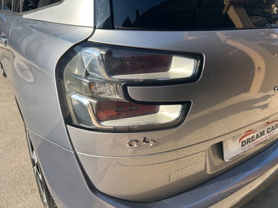 Citroen Grand C4 Picasso BlueHDi 120 S&S Shine (14)