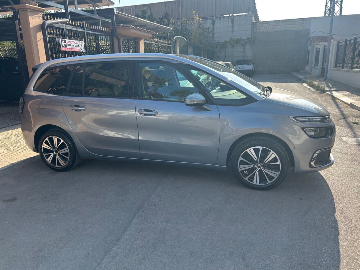 Citroen Grand C4 Picasso BlueHDi 120 S&S Shine (6)
