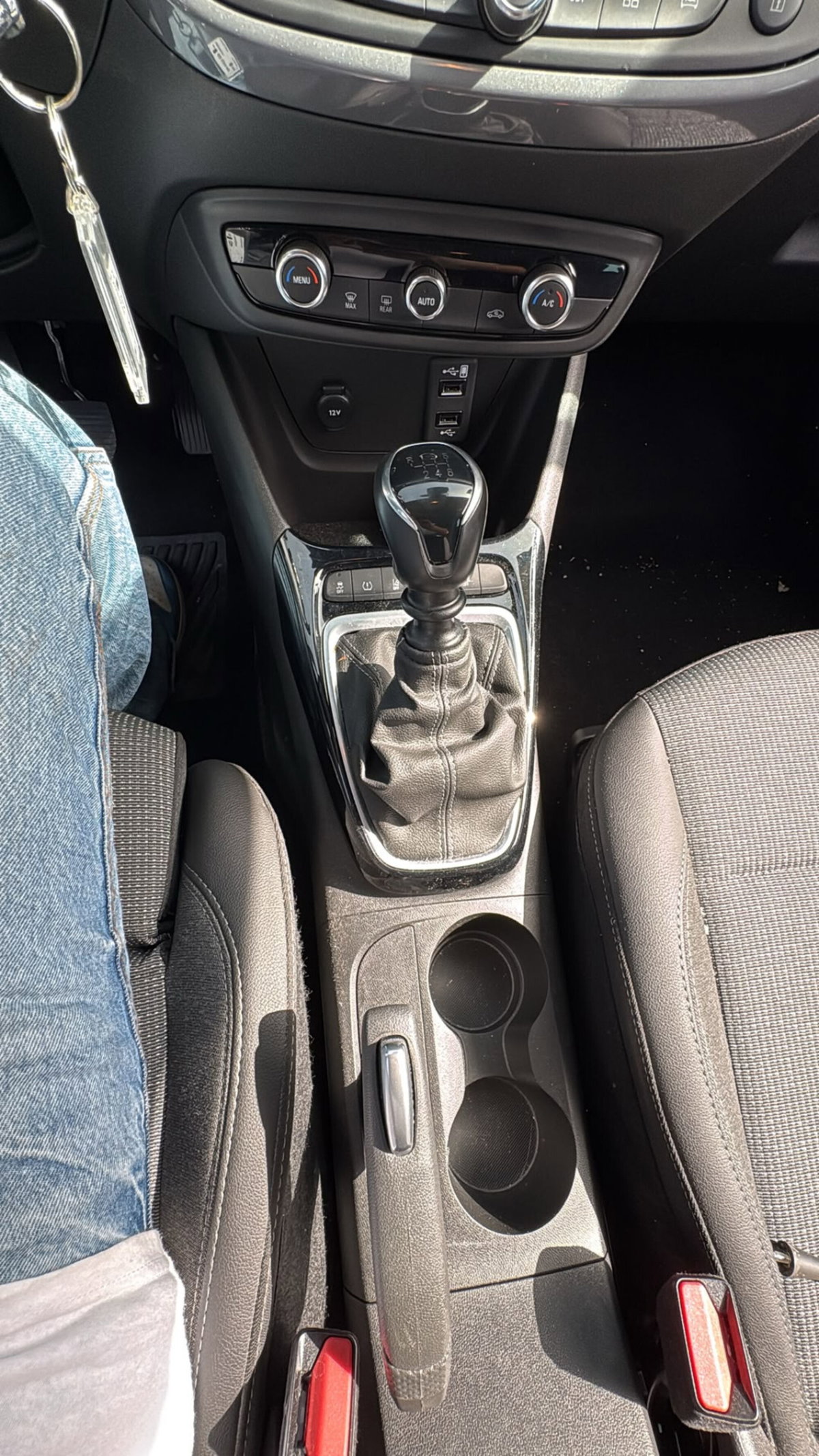 Opel Crossland 1.2 Elegance s&s 110cv (4)
