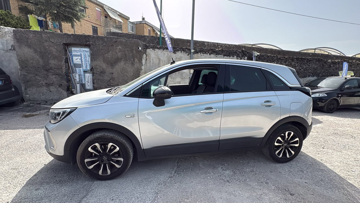 Opel Crossland 1.2 Elegance s&s 110cv (5)