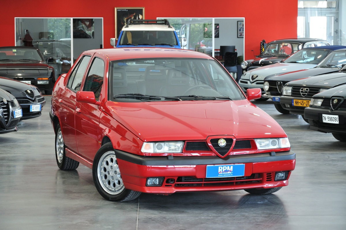 Alfa Romeo 155 2.0i turbo 16V cat Q4