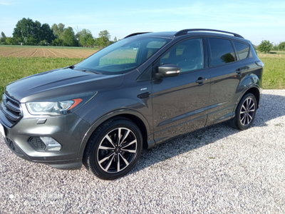 Ford Kuga 2.0 TDCI 150 CV S&S 4WD Powershift ST-Line usata