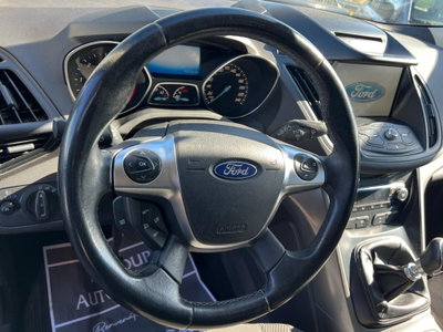 Ford Kuga 2.0 TDCI 120 CV S&S 2WD Titanium X (16)
