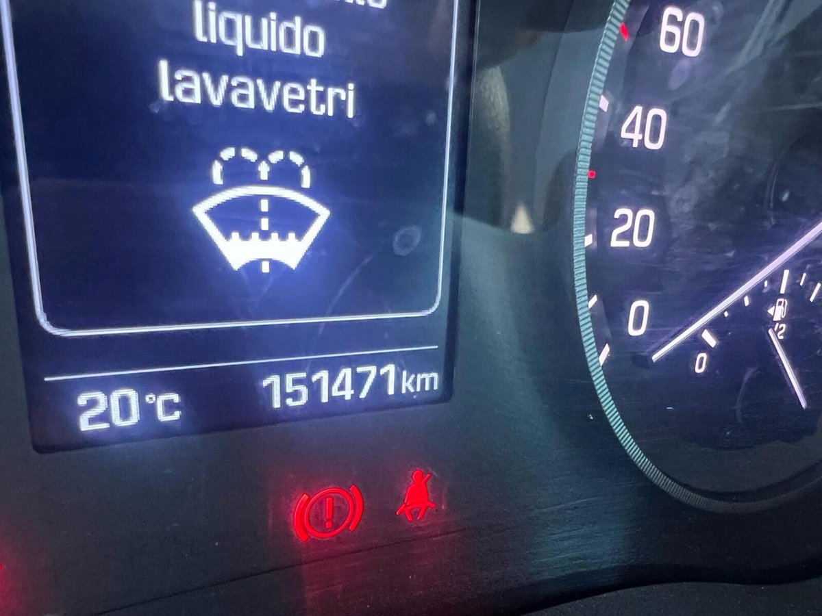 Hyundai Tucson 1.7 CRDi Comfort (17)