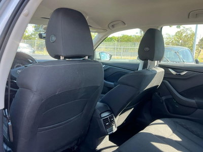 Skoda Kamiq 1.0 TSI 110 CV DSG Style (14)