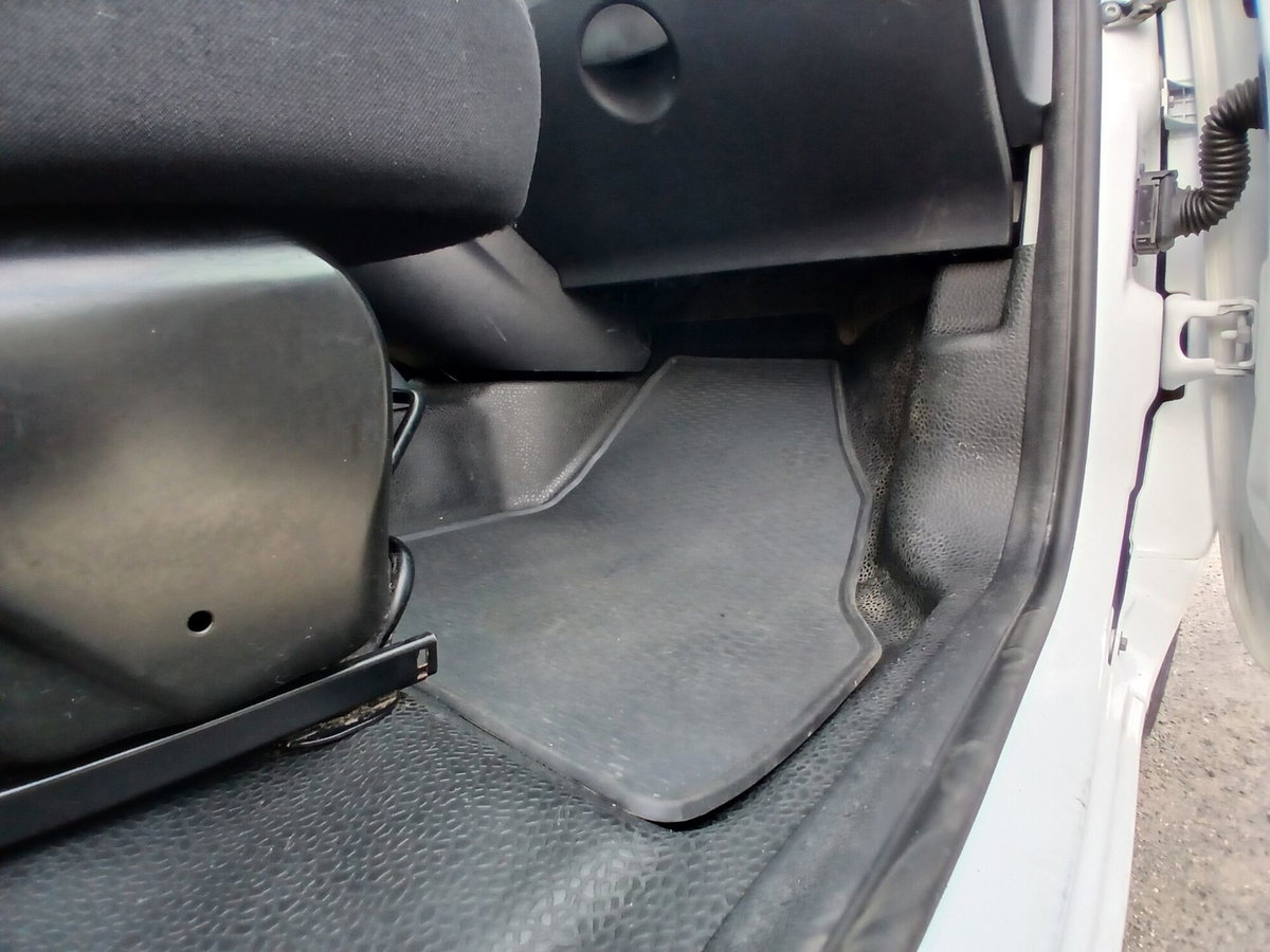 Renault Kangoo 1.5 dCi 90CV F.AP. 4p. Express Maxi Combi (19)