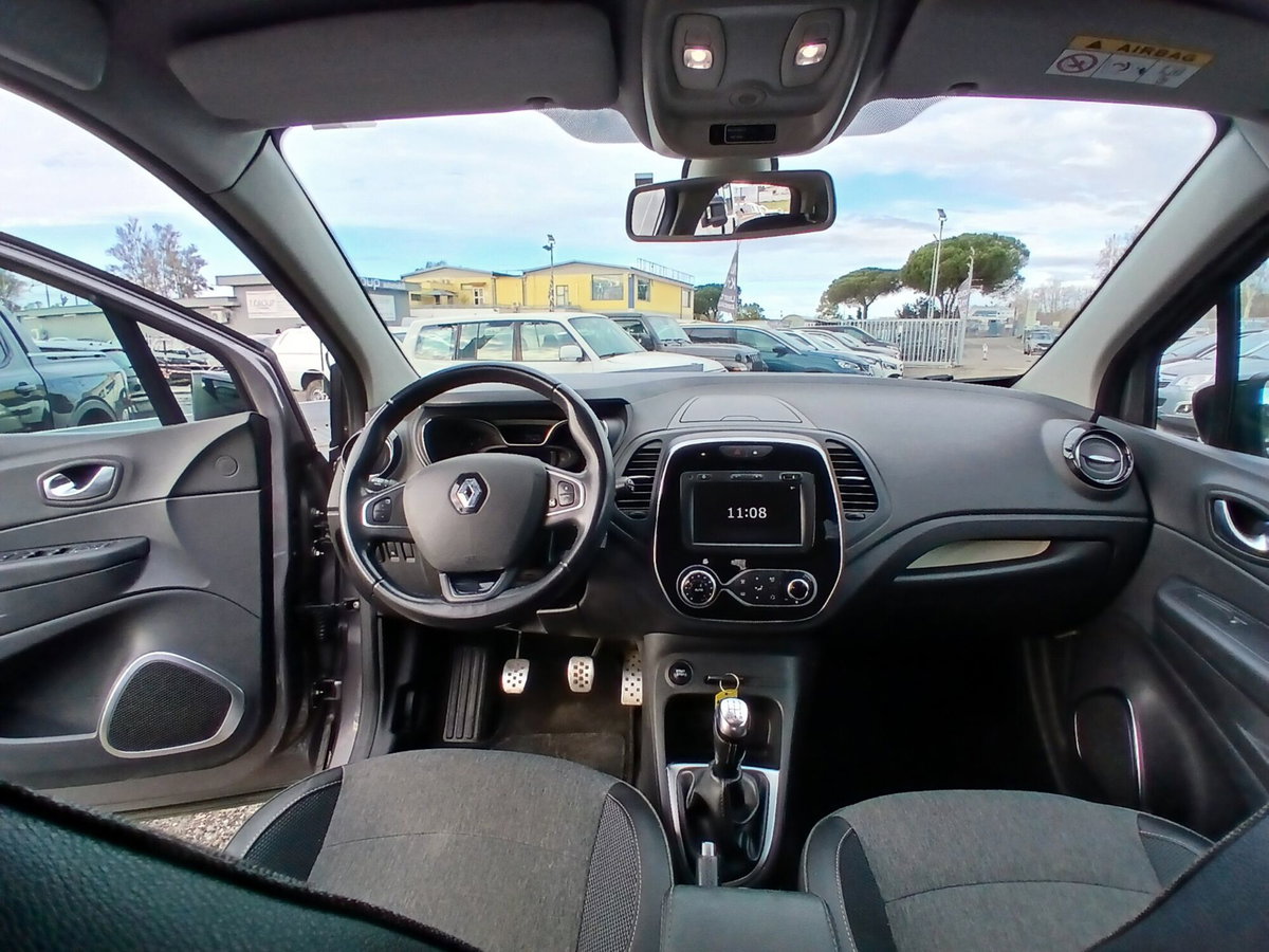 Renault Captur TCe 12V 90 CV Business (13)