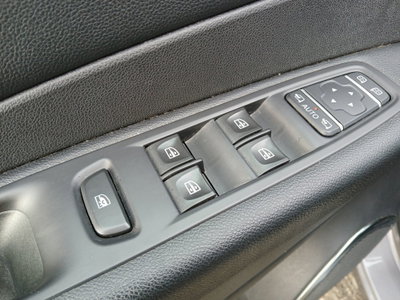 Renault Captur TCe 12V 90 CV Business (15)