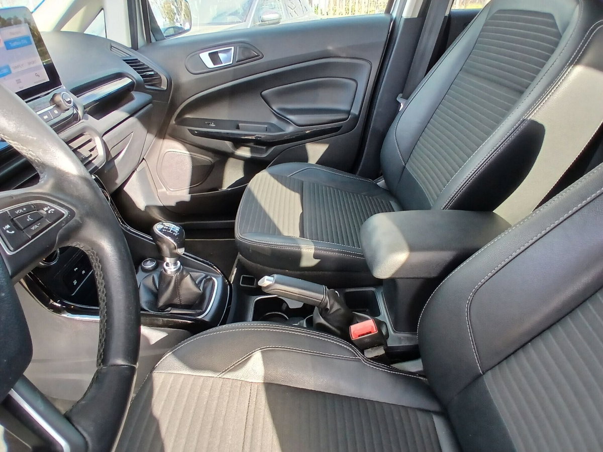 Ford EcoSport 1.0 EcoBoost 125 CV (20)