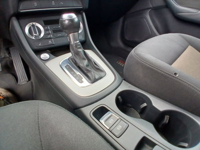 Audi Q3 2.0 TDI 177 CV quattro S tronic Business Plus (18)