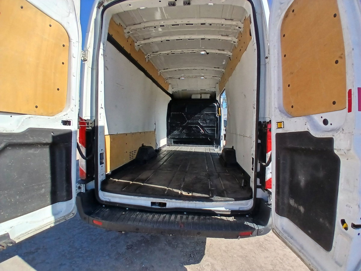 Ford Transit Furgone 350 2.0TDCi EcoBlue 170CV PL-SL-TA Furg. Jumbo Trend (10)