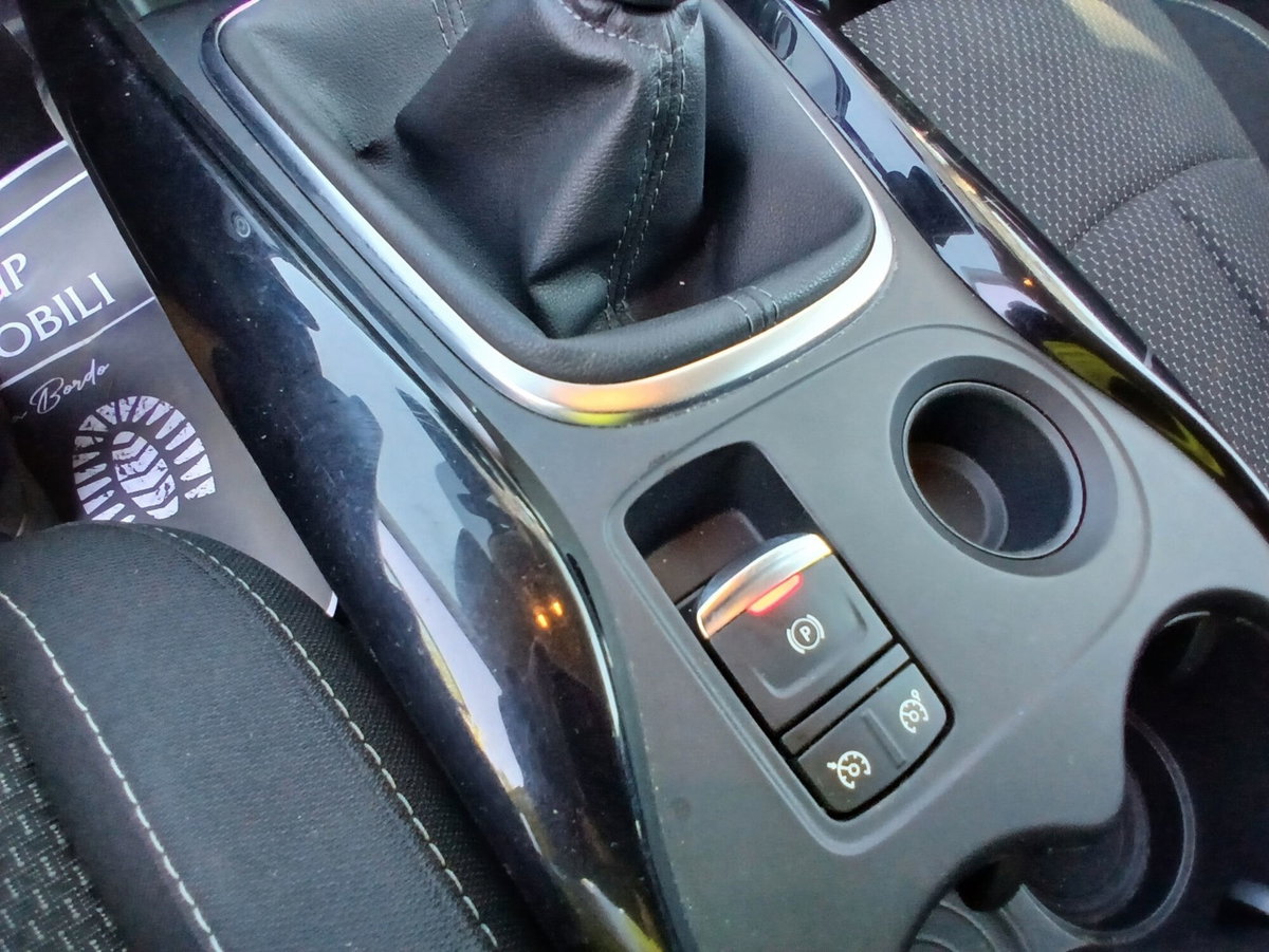 Renault Kadjar dCi 8V 115CV Business (17)