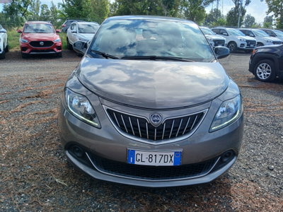 Lancia Ypsilon 1.0 FireFly 5 porte S&S Hybrid Ecochic Gold (2)
