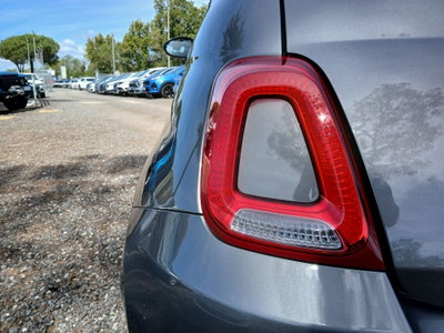 Fiat 500 1.0 Hybrid Red (12)