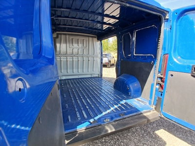 Peugeot Boxer Furgone 333 BlueHDi 140 S&S PM-TM Combi Comfort (10)