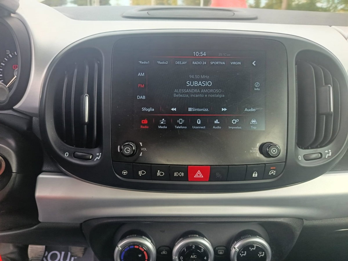 Fiat 500L 1.4 95 CV S&S Connect (9)