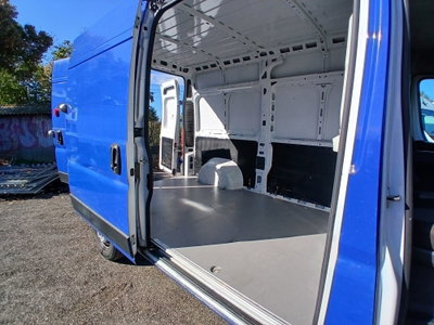 Peugeot Boxer Furgone 330 2.2 BlueHDi 140 S&S PC-TN Furgone Premium (7)