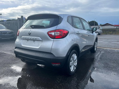 Renault Captur TCe 12V 90 CV Start&Stop Energy Life (6)