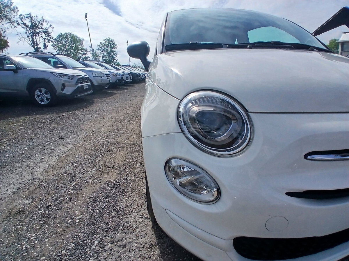 Fiat 500 1.0 Hybrid Red (7)