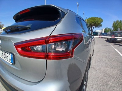 Nissan Qashqai 1.5 dCi Visia (16)