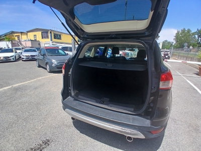 Ford Kuga 2.0 TDCI 150 CV S&S 2WD Titanium (14)