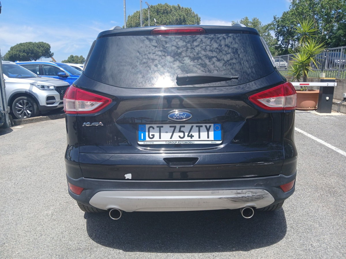 Ford Kuga 2.0 TDCI 150 CV S&S 2WD Titanium (6)