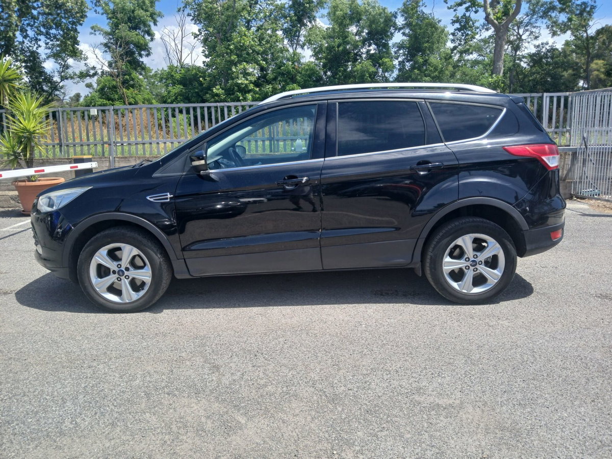 Ford Kuga 2.0 TDCI 150 CV S&S 2WD Titanium (8)