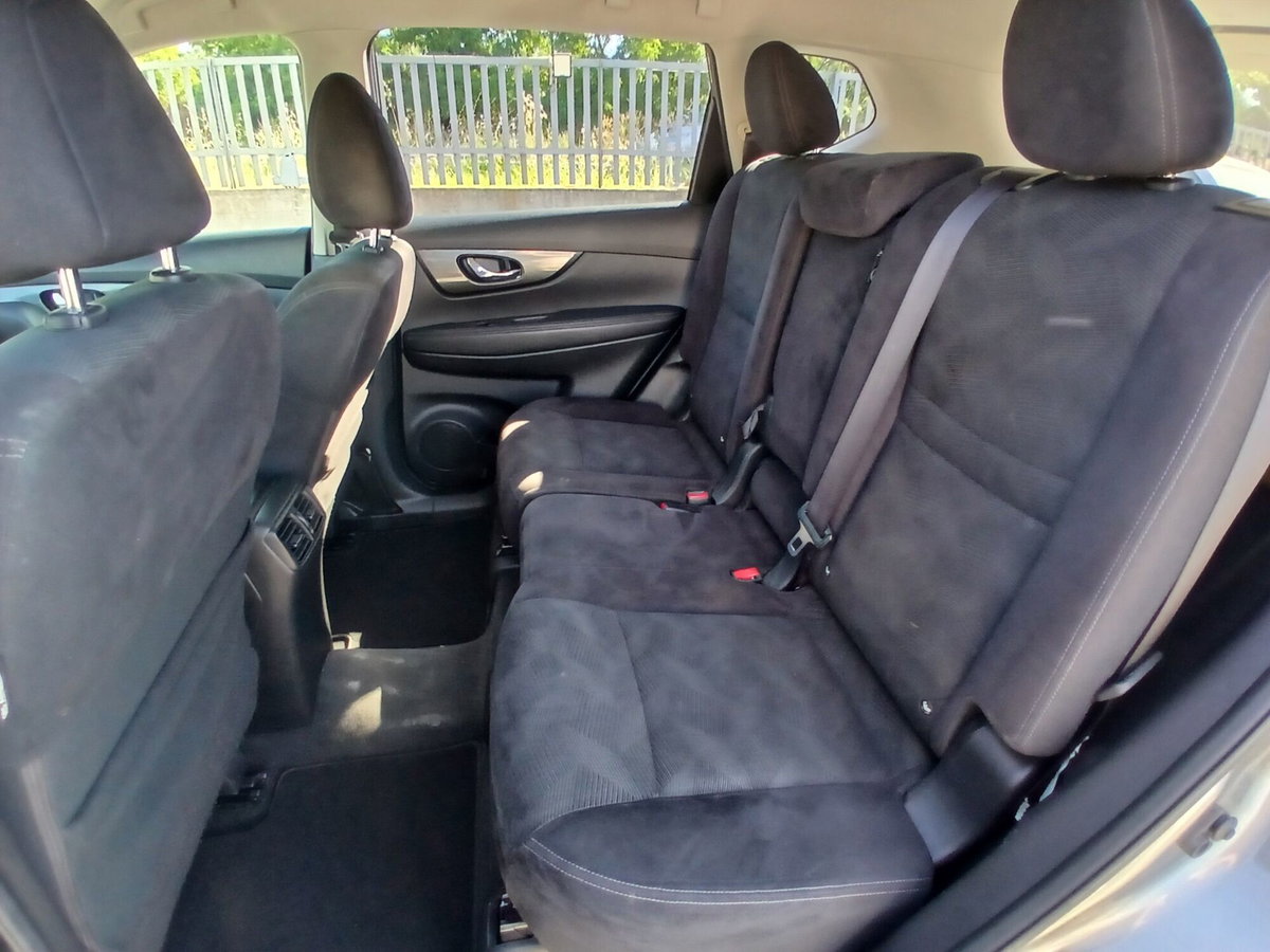Nissan X-Trail 1.6 dCi 2WD Acenta Premium (19)