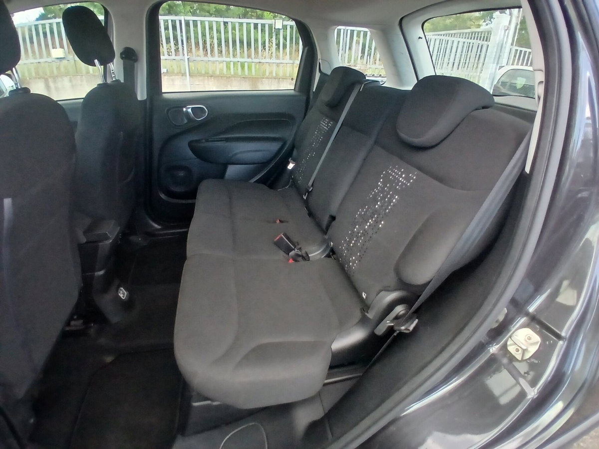 Fiat 500L 1.4 95 CV S&S Connect (16)