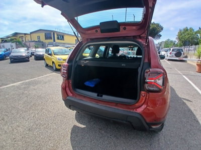 Dacia Duster 1.0 TCe 100 CV ECO-G 4x2 Prestige (14)