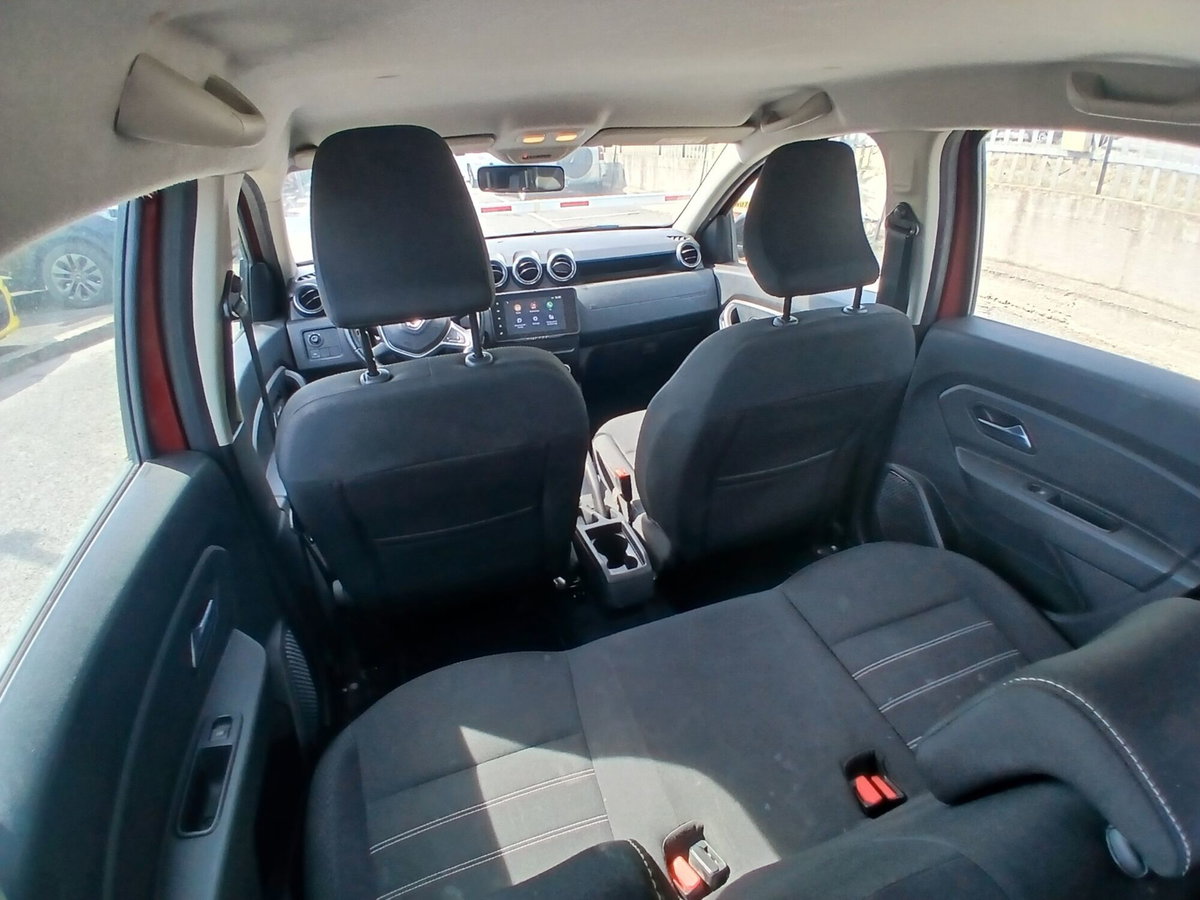 Dacia Duster 1.0 TCe 100 CV ECO-G 4x2 Prestige (15)