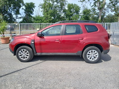 Dacia Duster 1.0 TCe 100 CV ECO-G 4x2 Prestige (8)